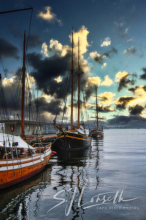 Boats_Oslo Harbor