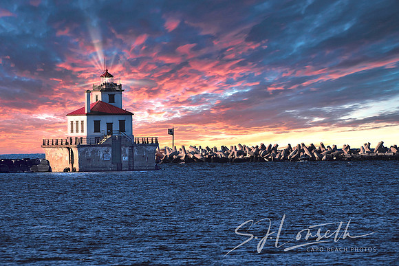 Oswego West Pierhead Light_NY