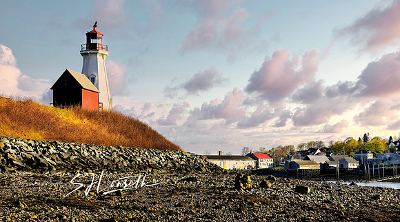 Mullholand Point Lighthouse_New Brunswick_Canada