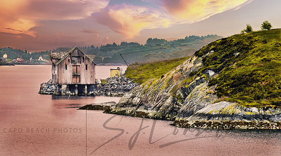 Abandoned Wharf Along Atlantic Highway_Norway