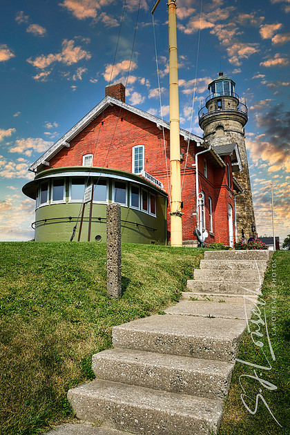 Old Fairport Harbor Lighthouse_Lake Erie