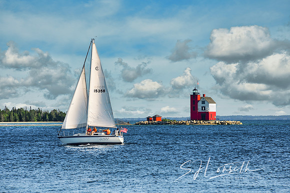 Round Island Lighthouse_Mackinac Straits
